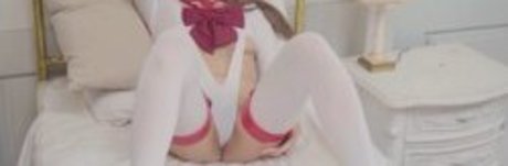 Bomi Girl Crush erotic model photo