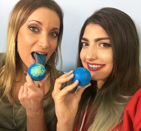 pregnant asian onlyfans top galleries