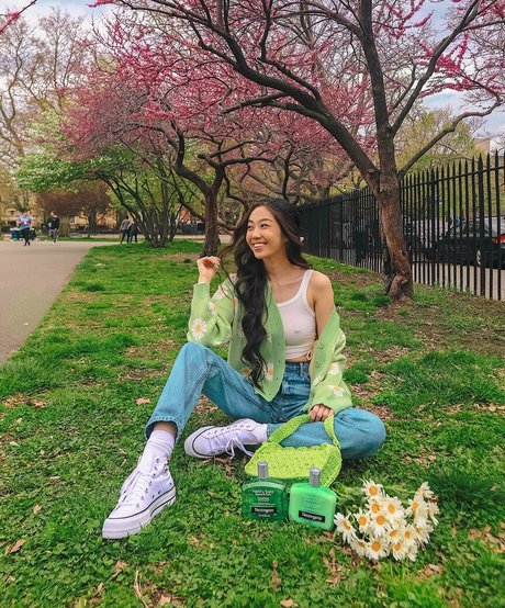 Waikei Waikeezy sexy star pics