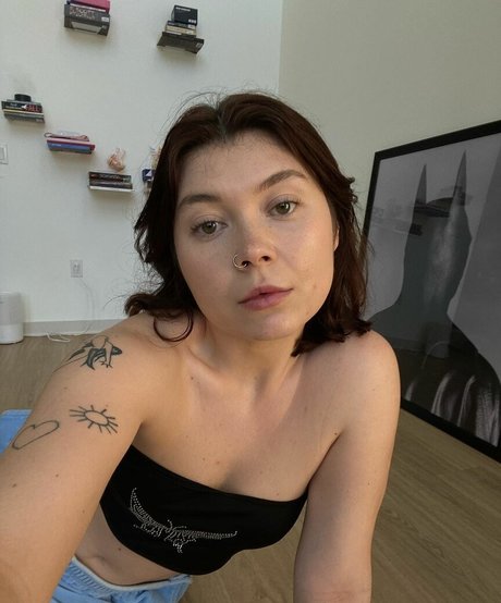 Polina Kalatsei pornstar adult photo