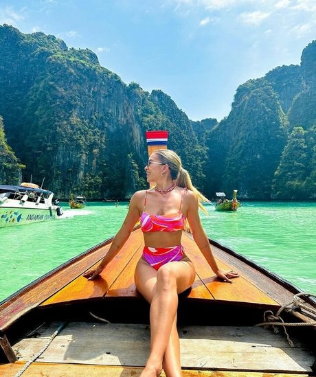 Lorena Improta pornographic model galleries