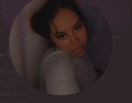 aquariusbbg model photo