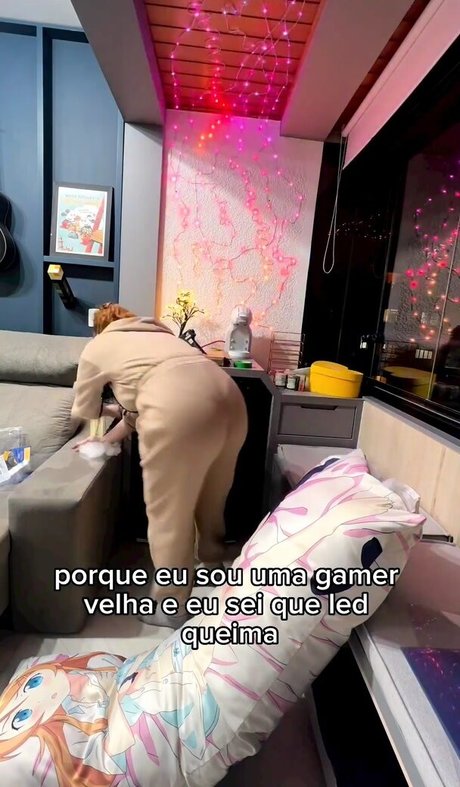 Claudia Andriolo naked actress photos