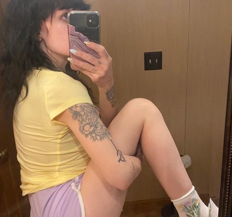 Bonnie Grace hd pornstar photo