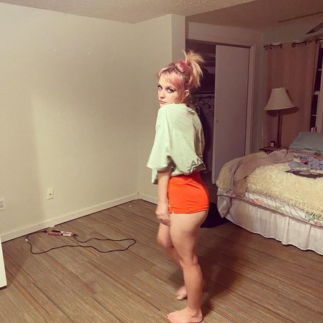 squirting pussy onlyfans art porn photos