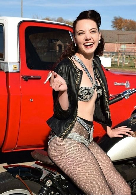 jonnynjune nudes model galleries