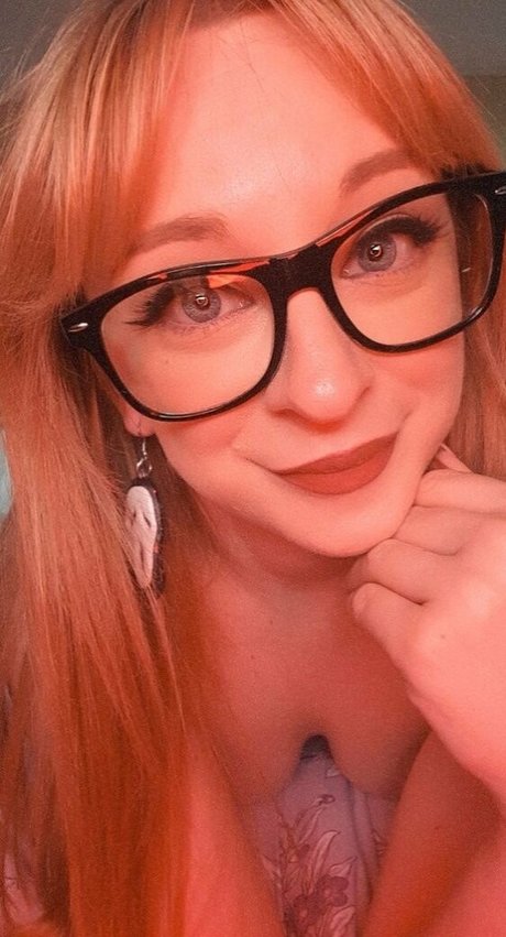 Bronnylovesyou model free photo