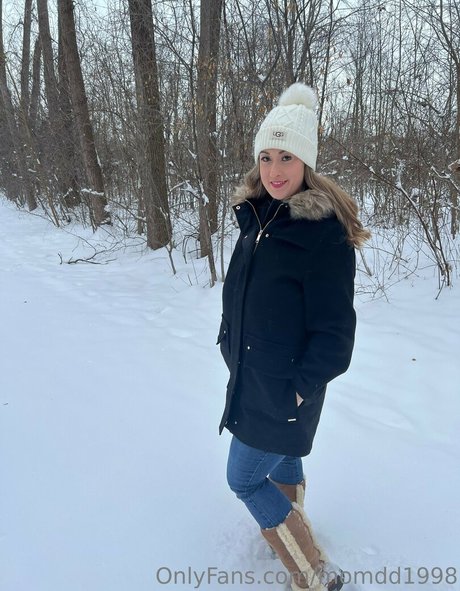 momdd1998 pornstar hot image