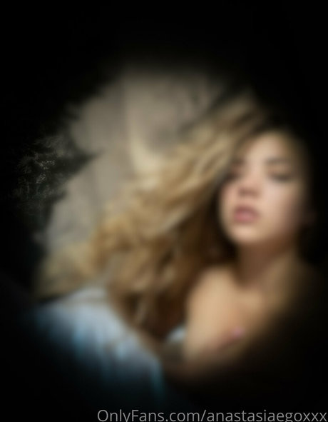 redhead skinny onlyfans hot nude photo