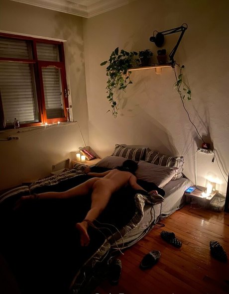 Acnoctem pornographic star photos