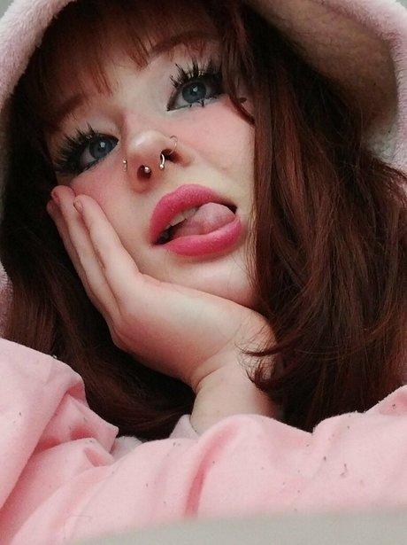 urlilsuccubus beautiful pornstar picture