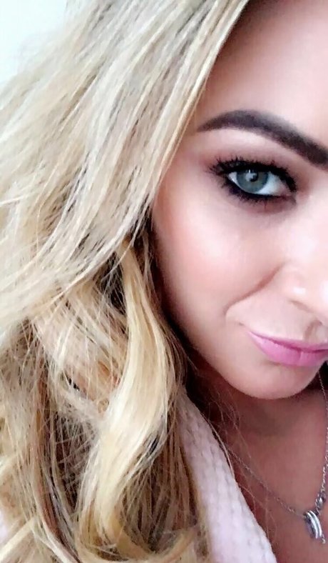 destinyeastwest star xxx photos