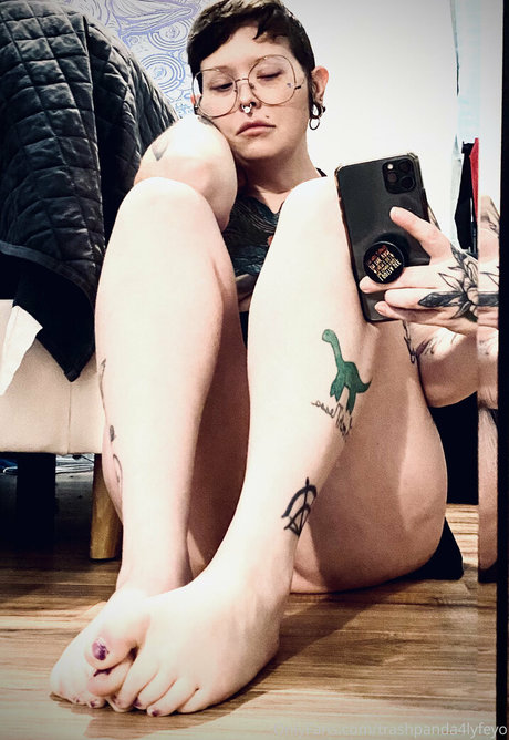 tiktok stars onlyfans beautiful nude pics