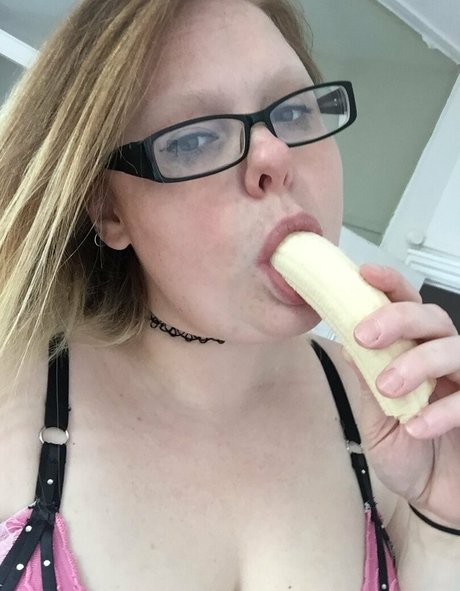 lucylucious01 pornstar erotic gallery