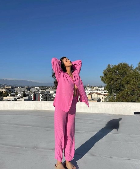 teen glasses onlyfans perfect pic