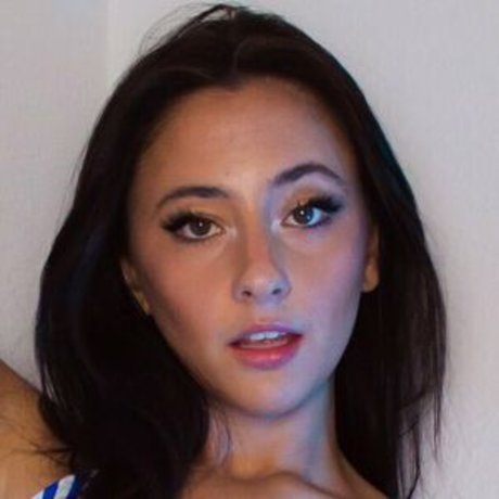 Devinevola pornstar sexy galleries