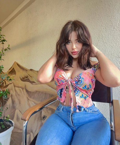 Melekwhoo xxx model photo