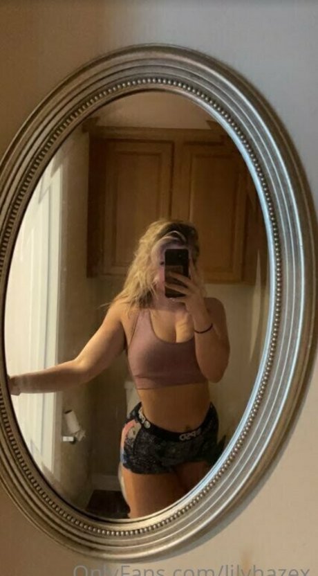 lilyhazex hot pornstar pictures