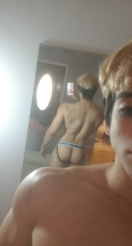 kawaiibrocosplay free actress img