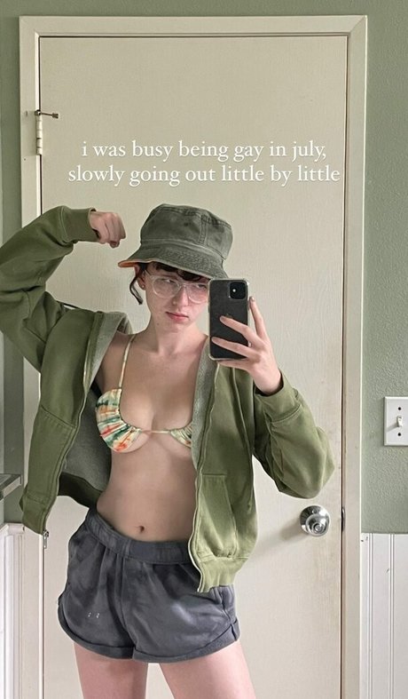 skinny asian teen onlyfans pretty pics