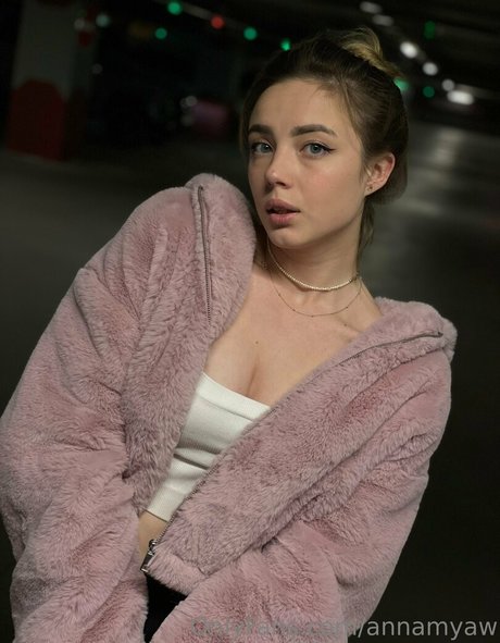 annamyaw sex model photo