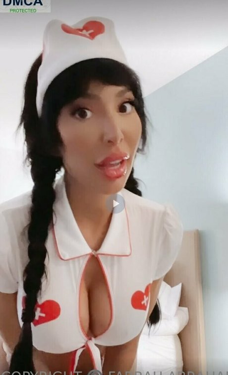 farrahabraham art actress pictures