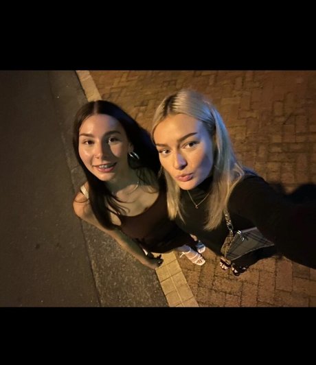 lilyinnes free actress images