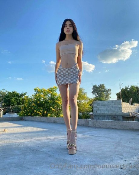 summergrant model hd photo