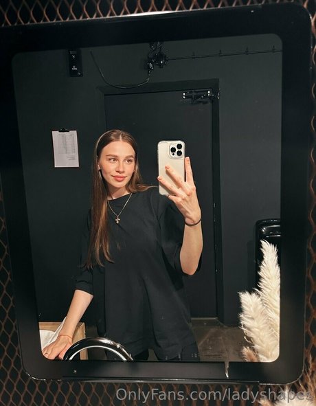 ladyshapes pornstar sex pics