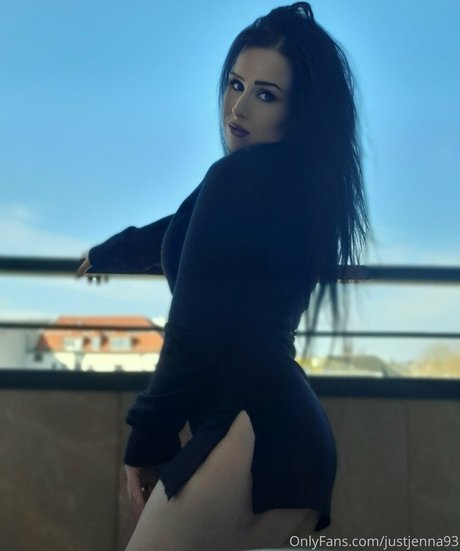 justjenna93 nude model pics