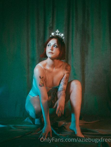 aziebugxfree model top photos