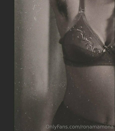 ronamamona star exclusive image