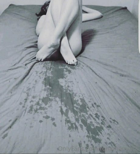 ronamamona pornstar erotic pic