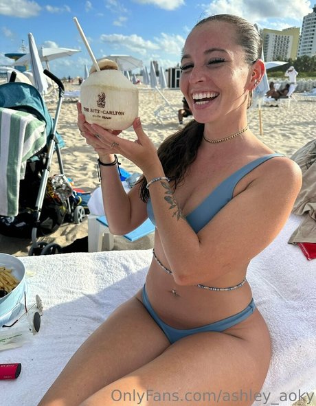 Ashley Aoky naked star img