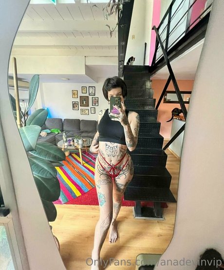 anadevinvip pornographic star galleries