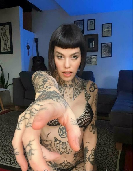 anadevinvip model sexy galleries