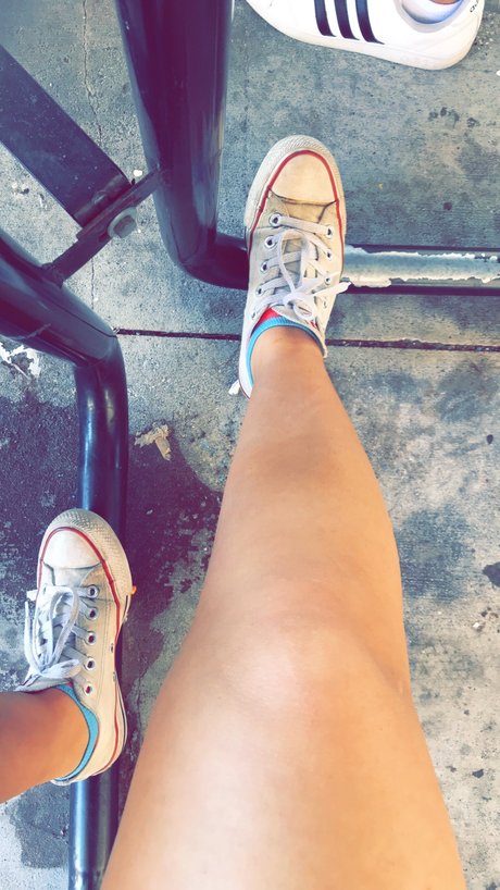 Liz Hernandez sexy actress picture