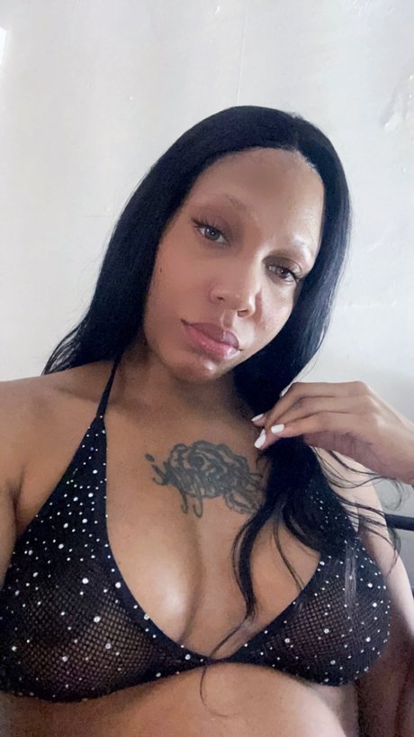 Realcashbunni_ sexy actress img