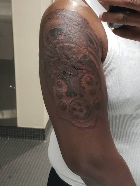 Big Hawk model adult gallery