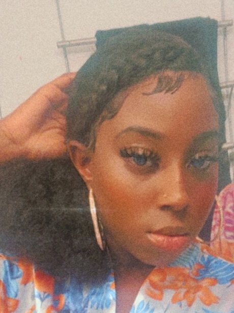 TheChocolateeFactory perfect model images