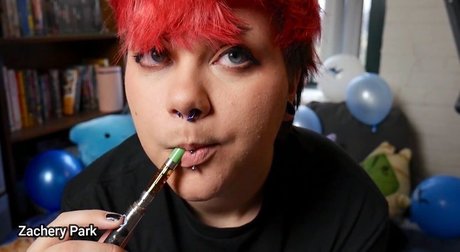 Zachery Park pretty pornstar img