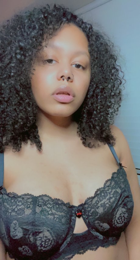 Elise the Queen adult star picture