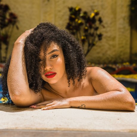 veronicaexotic_ beautiful star photos