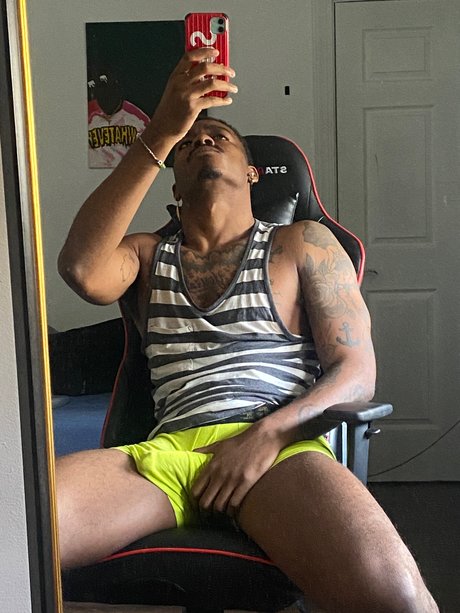 TongueAlmighty sexy pornstar galleries