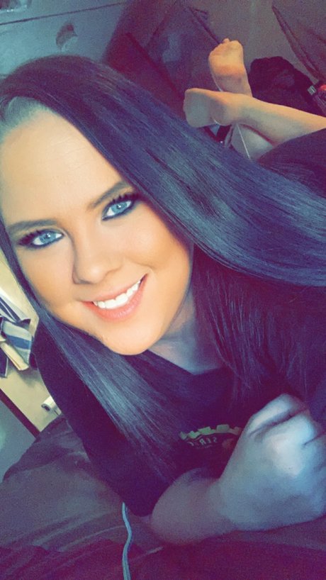 Amber Hearn star beautiful photo