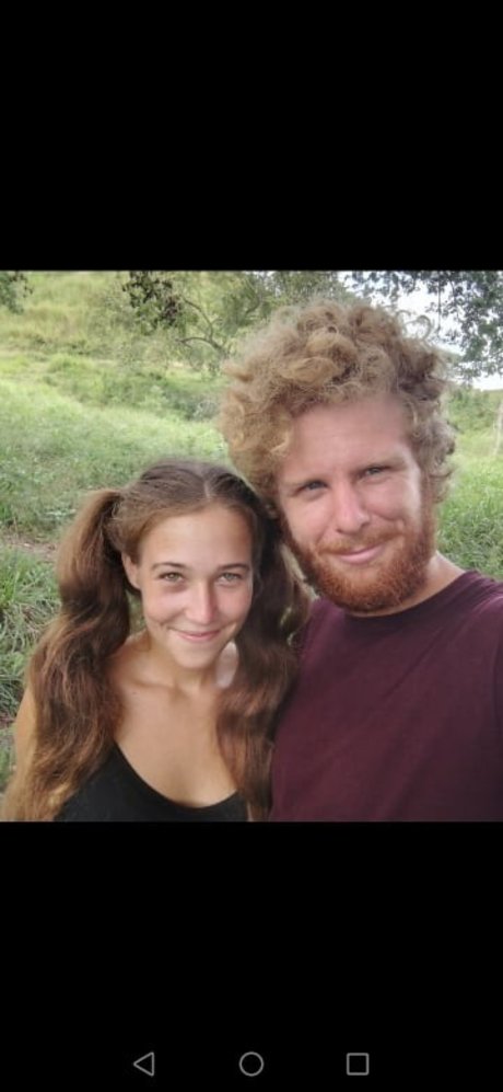 TravellingLovers naked model photos