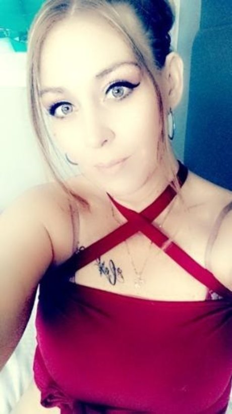 _Treasure hd pornstar img