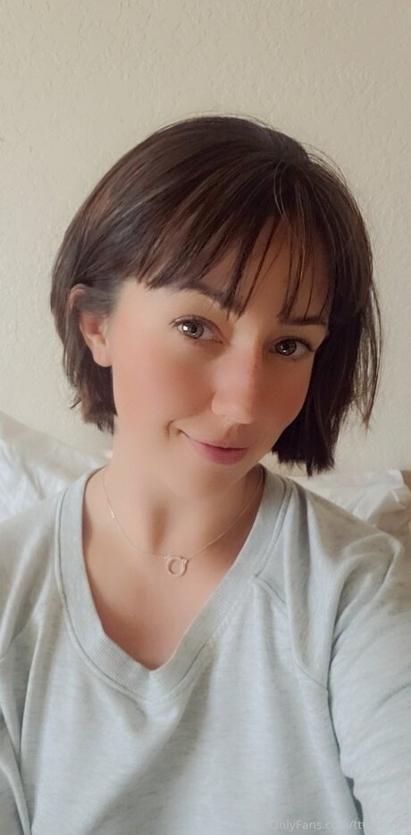 Topless talks with Mel porn actress galleries