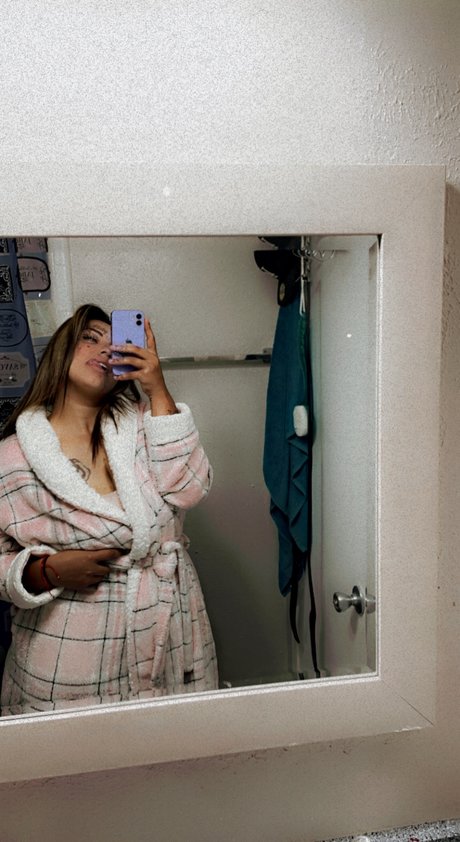 shaniece vasquez nudes model picture