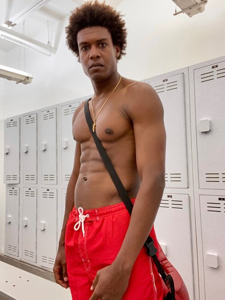 Island King_ beautiful actress galleries